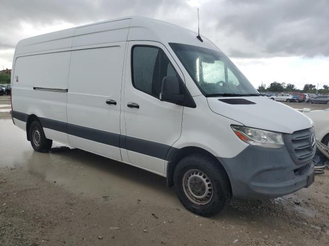 W1W40CHY3MT052910 - 2021 MERCEDES-BENZ SPRINTER 2500 WHITE photo 4