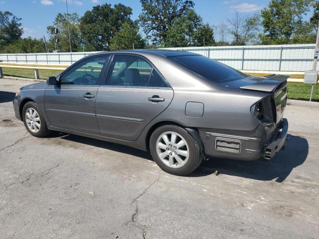 4T1BE32K03U726024 - 2003 TOYOTA CAMRY LE SILVER photo 2