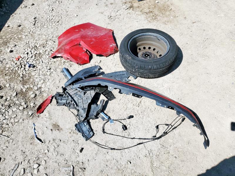 5YFEPMAE1MP256940 - 2021 TOYOTA COROLLA LE RED photo 12