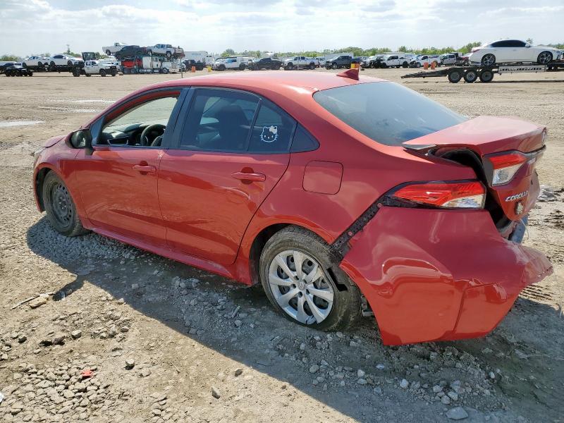 5YFEPMAE1MP256940 - 2021 TOYOTA COROLLA LE RED photo 2