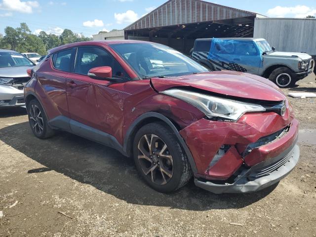 NMTKHMBX6JR047677 - 2018 TOYOTA C-HR XLE Rot Foto 4