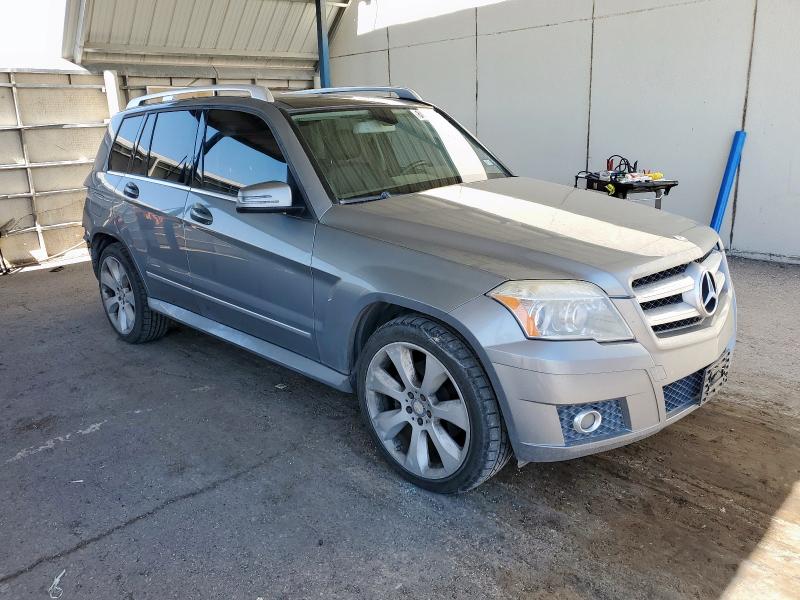 WDCGG8HB2AF488052 - 2010 MERCEDES-BENZ GLK 350 4MATIC SILVER photo 4
