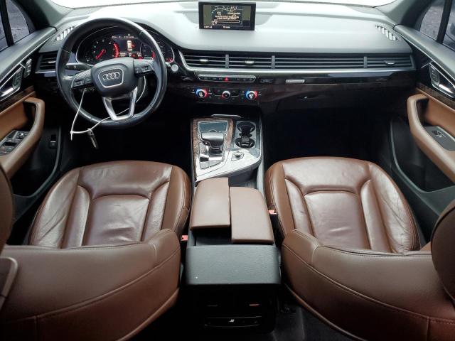 WA1LAAF7XHD005158 - 2017 AUDI Q7 PREMIUM PLUS Srebrny zdjęcie 8