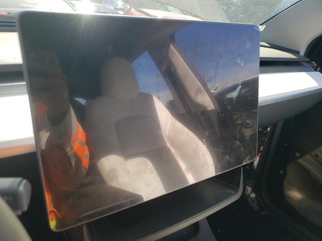 7SAYGDEE0RA219730 - 2024 TESLA MODEL Y 黑色 照片 9