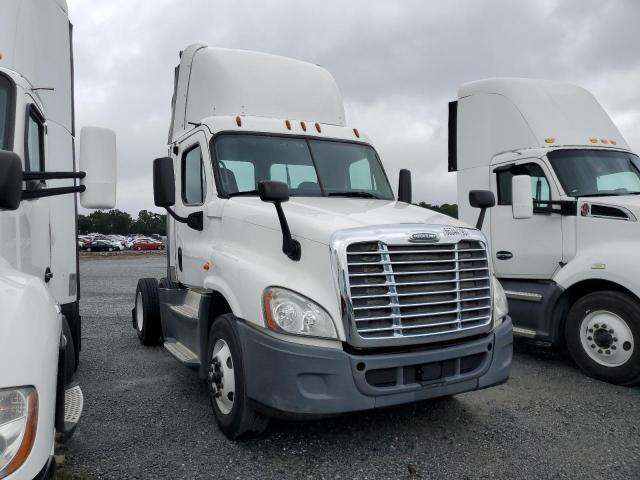 2016 FREIGHTLINER CASCADIA 1, 
