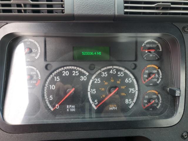 1FUBGEDV2GLHC5624 - 2016 FREIGHTLINER CASCADIA 1 WHITE photo 8