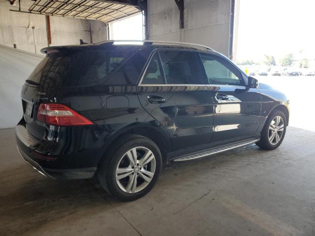 4JGDA5HB5EA274552 - 2014 MERCEDES-BENZ ML 350 4MATIC BLACK photo 3