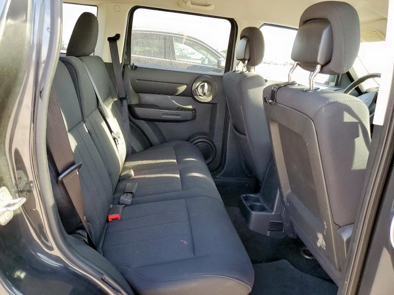 1D4PT4GK9BW570618 - 2011 DODGE NITRO HEAT ნაცრისფერი ფოტო 11