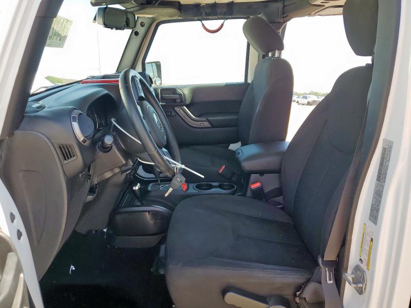 1C4BJWDG9HL530624 - 2017 JEEP WRANGLER UNLIMITED SPORT WHITE photo 7