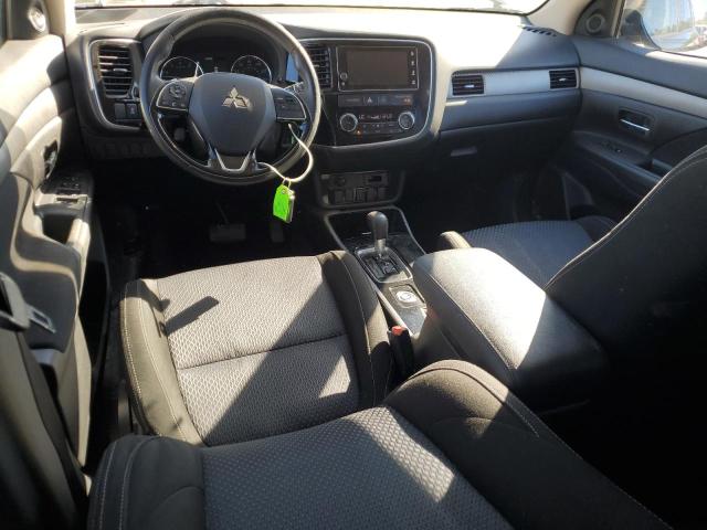 JA4AZ3A34JZ055966 - 2018 MITSUBISHI OUTLANDER SE შავი ფოტო 8