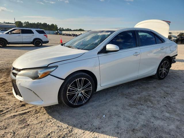 2016 TOYOTA CAMRY LE, 