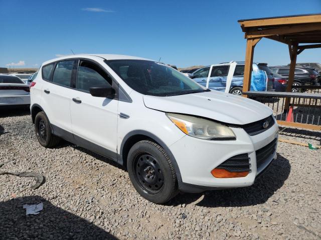 1FMCU0F74DUC95359 - 2013 FORD ESCAPE S WHITE photo 4