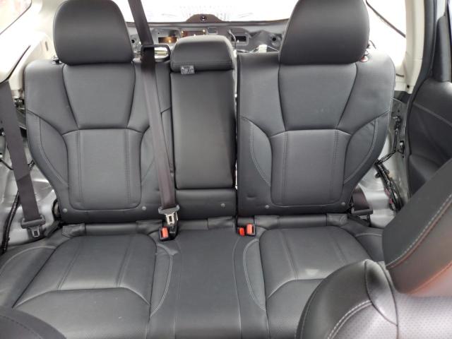 JF2SKAUC4KH428057 - 2019 SUBARU FORESTER LIMITED Серебристый фото 10