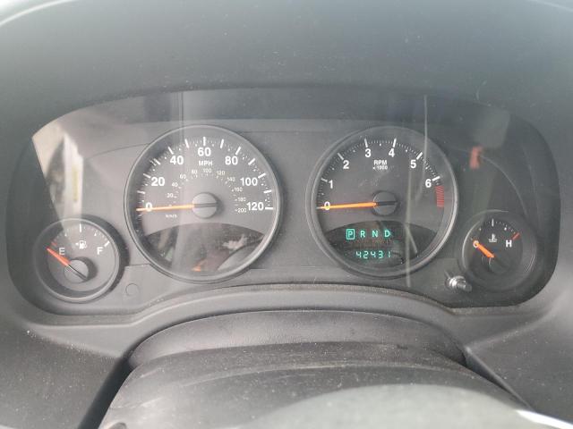 1C4NJPBA1CD617129 - 2012 JEEP PATRIOT SPORT 银色 照片 9