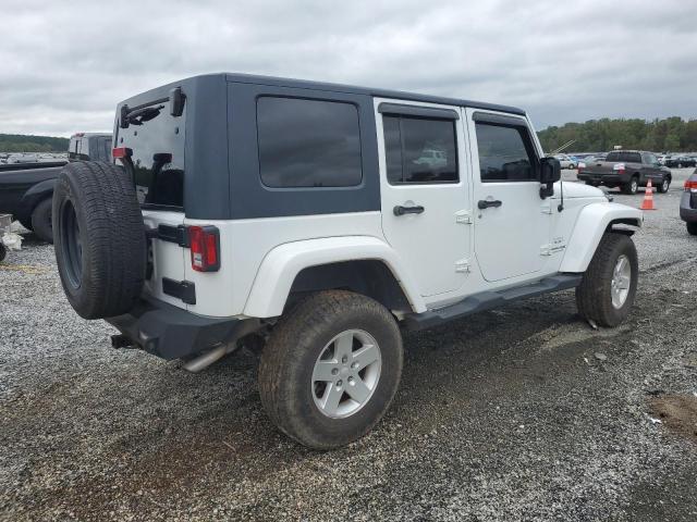 1C4BJWEG8JL823760 - 2018 JEEP WRANGLER U SAHARA WHITE photo 3