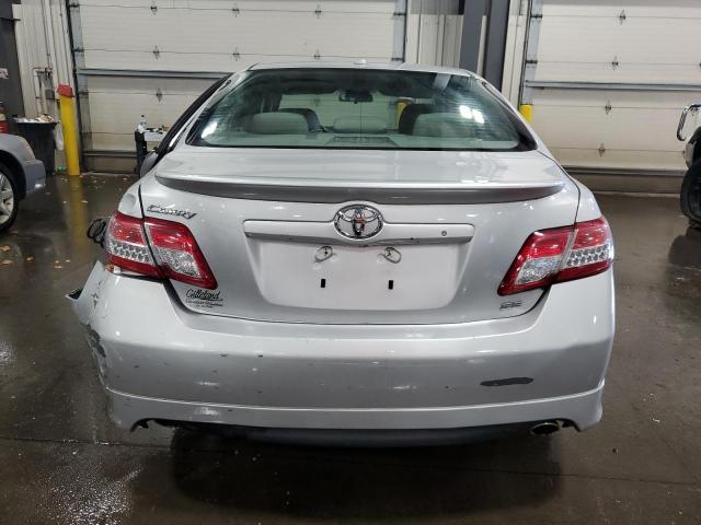 4T1BF3EK7AU526926 - 2010 TOYOTA CAMRY BASE SILVER photo 6