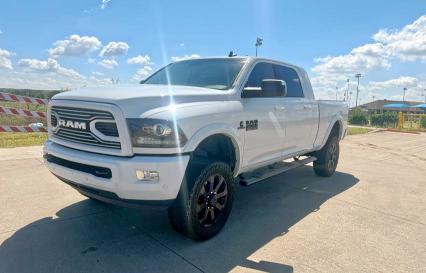 3C6UR5NL8JG327578 - 2018 RAM 2500 LARAMIE 白色 照片 2