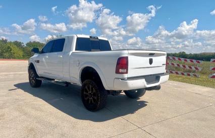 3C6UR5NL8JG327578 - 2018 RAM 2500 LARAMIE 白色 照片 3