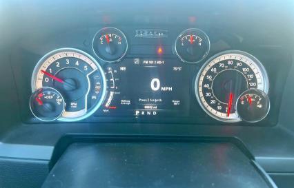 3C6UR5NL8JG327578 - 2018 RAM 2500 LARAMIE 白色 照片 8