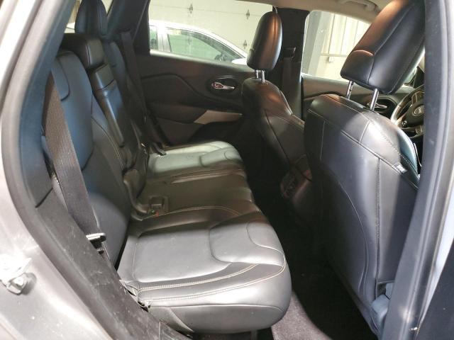 1C4PJMCB2HW576116 - 2017 JEEP CHEROKEE LATITUDE SILVER photo 11