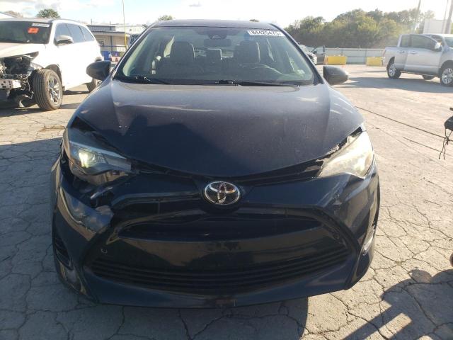 2T1BURHE3JC123896 - 2018 TOYOTA COROLLA L 黑色 照片 5