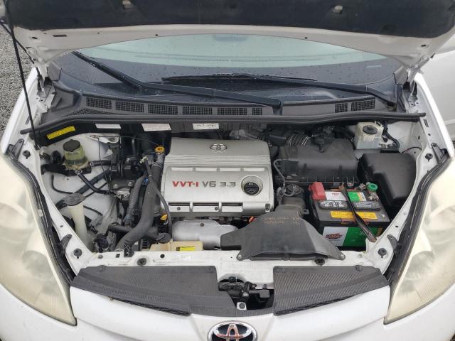 5TDBA22C96S064004 - 2006 TOYOTA SIENNA XLE WHITE photo 12