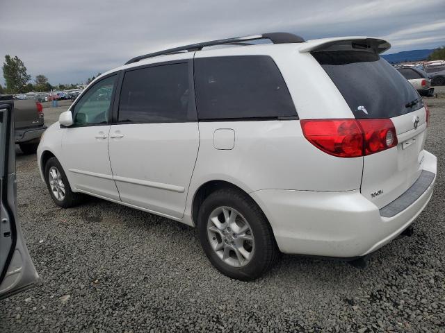 5TDBA22C96S064004 - 2006 TOYOTA SIENNA XLE WHITE photo 2
