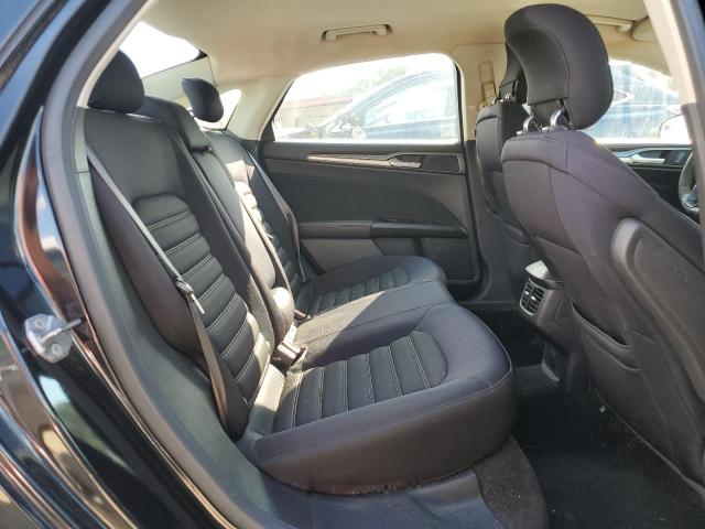 1FA6P0H71F5108300 - 2015 FORD FUSION SE შავი ფოტო 10