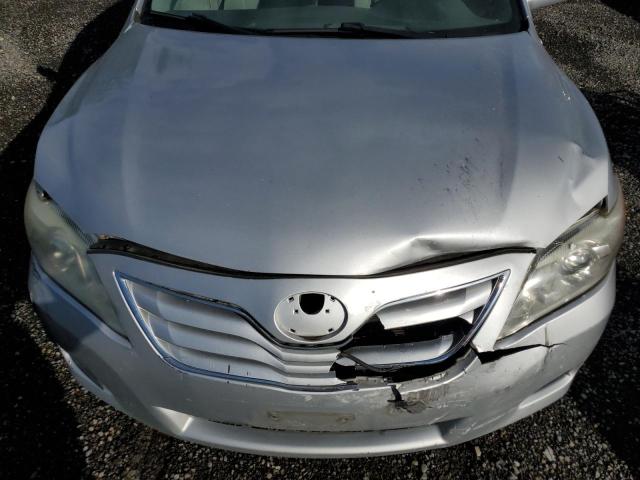4T1BF3EK1BU619491 - 2011 TOYOTA CAMRY BASE SILVER photo 11
