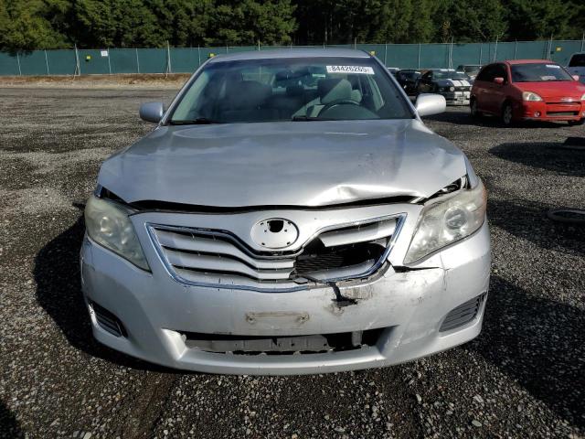4T1BF3EK1BU619491 - 2011 TOYOTA CAMRY BASE SILVER photo 5