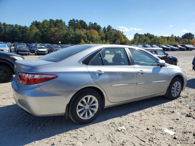 4T4BF1FK1GR521402 - 2016 TOYOTA CAMRY LE SILVER photo 3