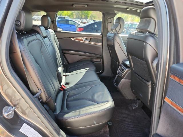 2LMPJ8LR8HBL15370 - 2017 LINCOLN MKX RESERVE Մոխրագույն լուսանկար 11