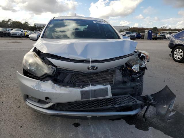 KNAFX5A87G5505602 - 2016 KIA FORTE EX SILVER photo 5