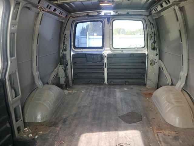 1GCGG25C581163225 - 2008 CHEVROLET EXPRESS G2 Srebrny zdjęcie 10