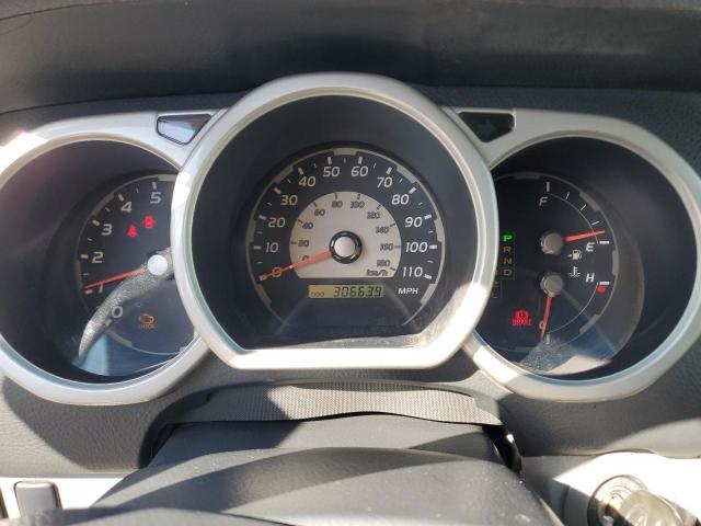 JTEBU14R440039428 - 2004 TOYOTA 4RUNNER SR5 SILVER photo 9