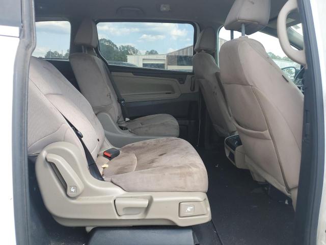 5FNRL6H21LB033666 - 2020 HONDA ODYSSEY LX WHITE photo 11