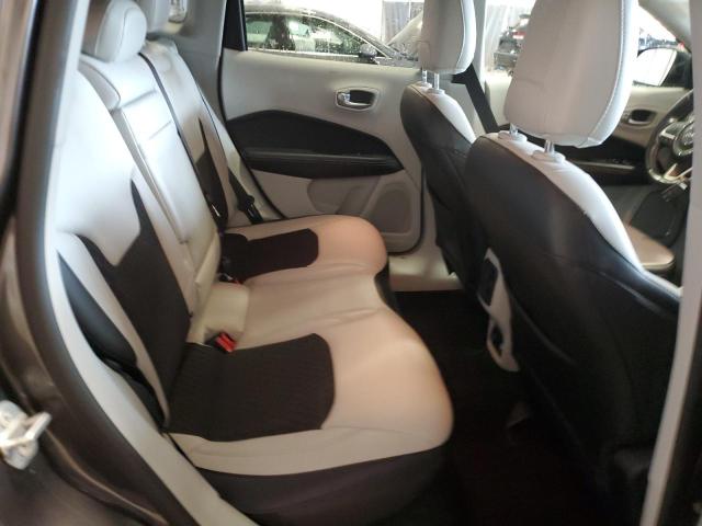 3C4NJDBB0JT202818 - 2018 JEEP COMPASS LATITUDE رمادي صورة 11