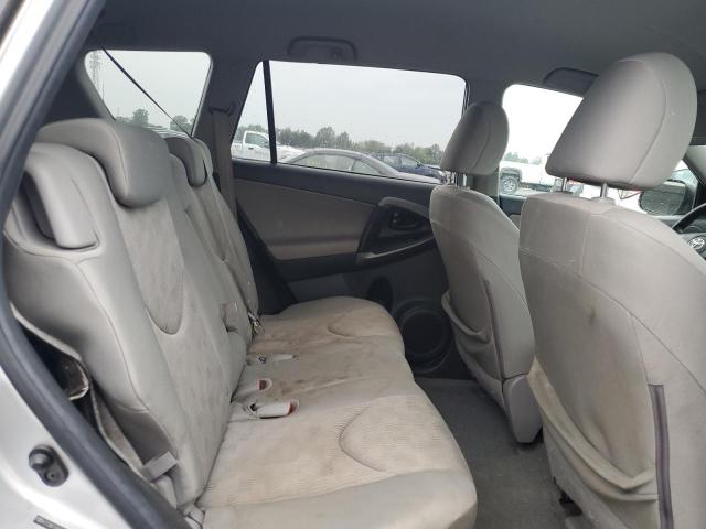 2T3BF4DV5AW079313 - 2010 TOYOTA RAV4 银色 照片 11