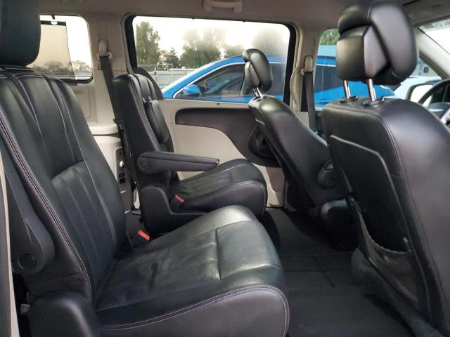 2C4RC1CG8FR582246 - 2015 CHRYSLER TOWN & COU TOURING L BLACK photo 11