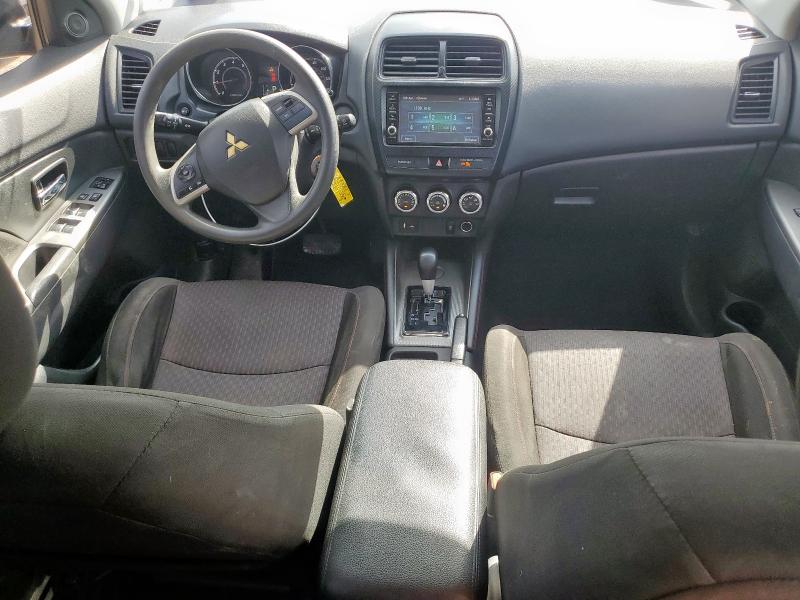 JA4AP3AU7KU007908 - 2019 MITSUBISHI OUTLANDER ES 黑色 照片 8