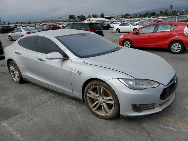5YJSA1CG6DFP23802 - 2013 TESLA MODEL S فضي صورة 4