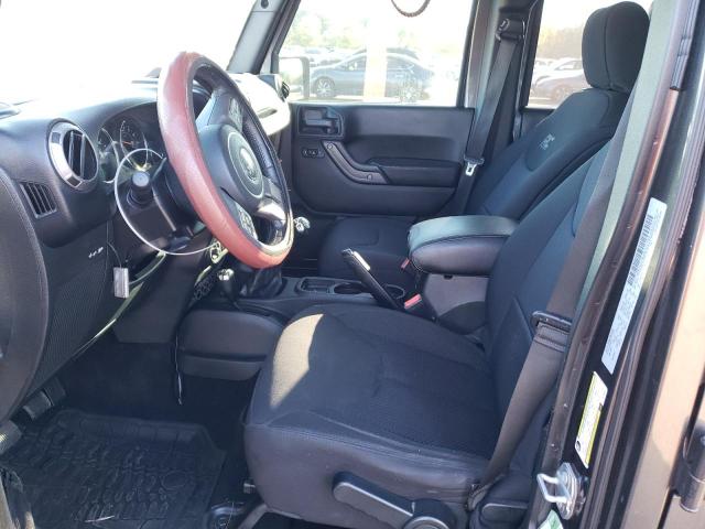 1C4BJWDG3HL600022 - 2017 JEEP WRANGLER U SPORT Графитовый фото 7