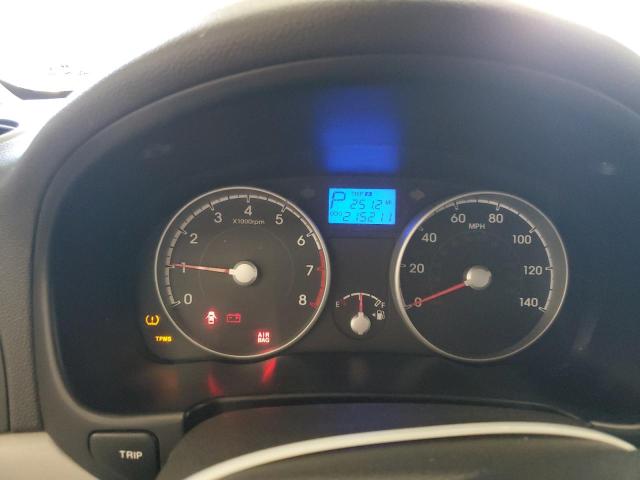 KMHCN4ACXAU420532 - 2010 HYUNDAI ACCENT GLS 银色 照片 9