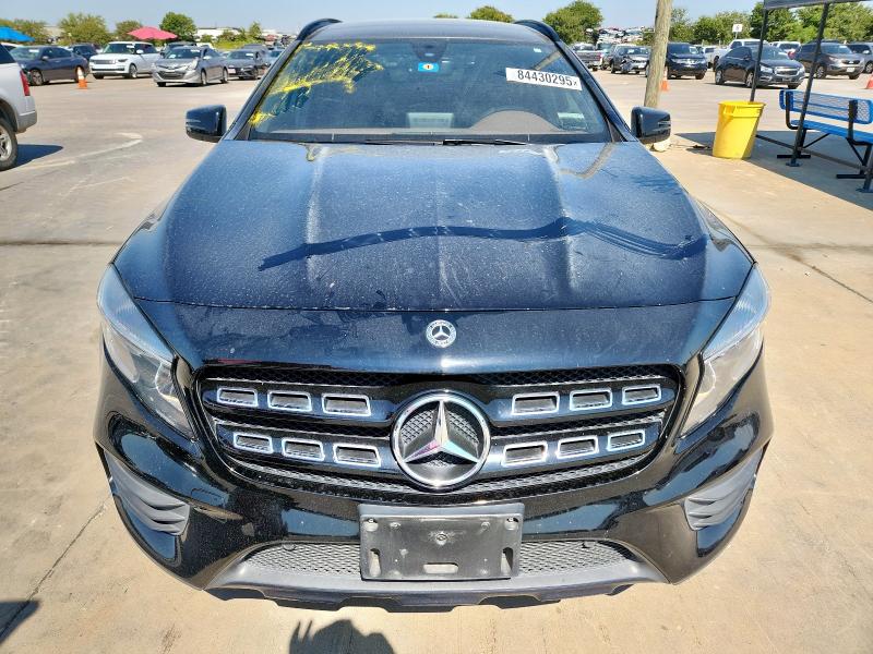WDCTG4EB8JJ508099 - 2018 MERCEDES-BENZ GLA 250 Noir photo 5