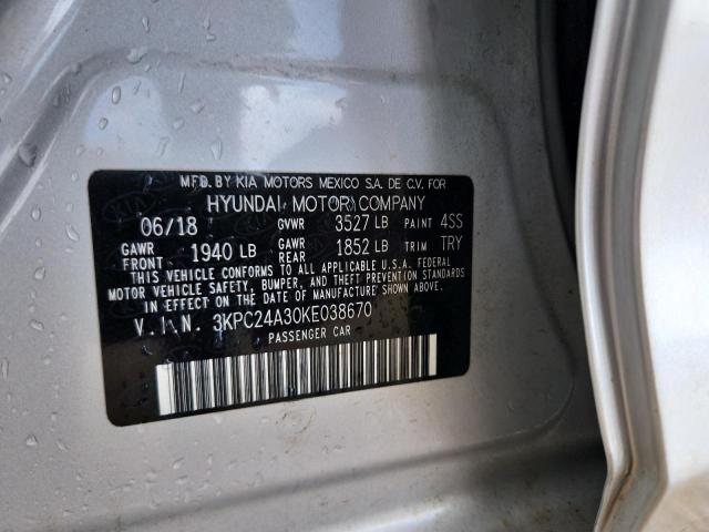 3KPC24A30KE038670 - 2019 HYUNDAI ACCENT SE SILVER photo 12