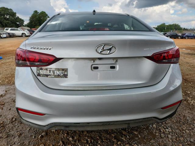 3KPC24A30KE038670 - 2019 HYUNDAI ACCENT SE SILVER photo 6
