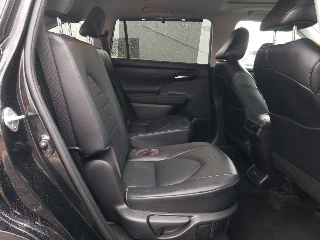 5TDGZRBH2NS587253 - 2022 TOYOTA HIGHLANDER XLE BLACK photo 11
