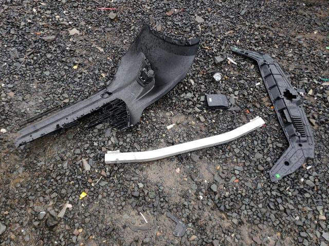 5TDGZRBH2NS587253 - 2022 TOYOTA HIGHLANDER XLE BLACK photo 13