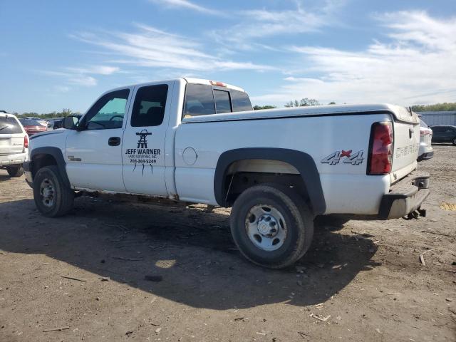 1GCHK29D66E279822 - 2006 CHEVROLET SILVERADO K2500 HEAVY DUTY WHITE photo 2