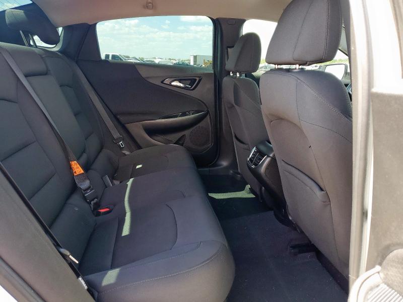 1G1ZE5ST7HF190815 - 2017 CHEVROLET MALIBU LT WHITE photo 10